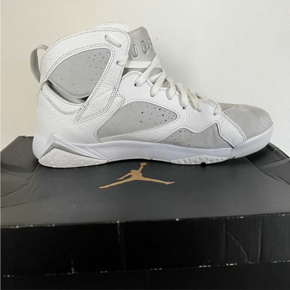 Jordan 7 pure platinum